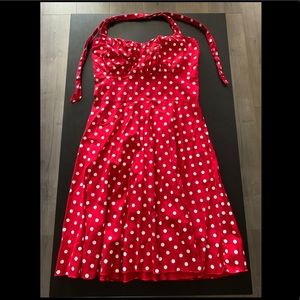 Polka dot dress!